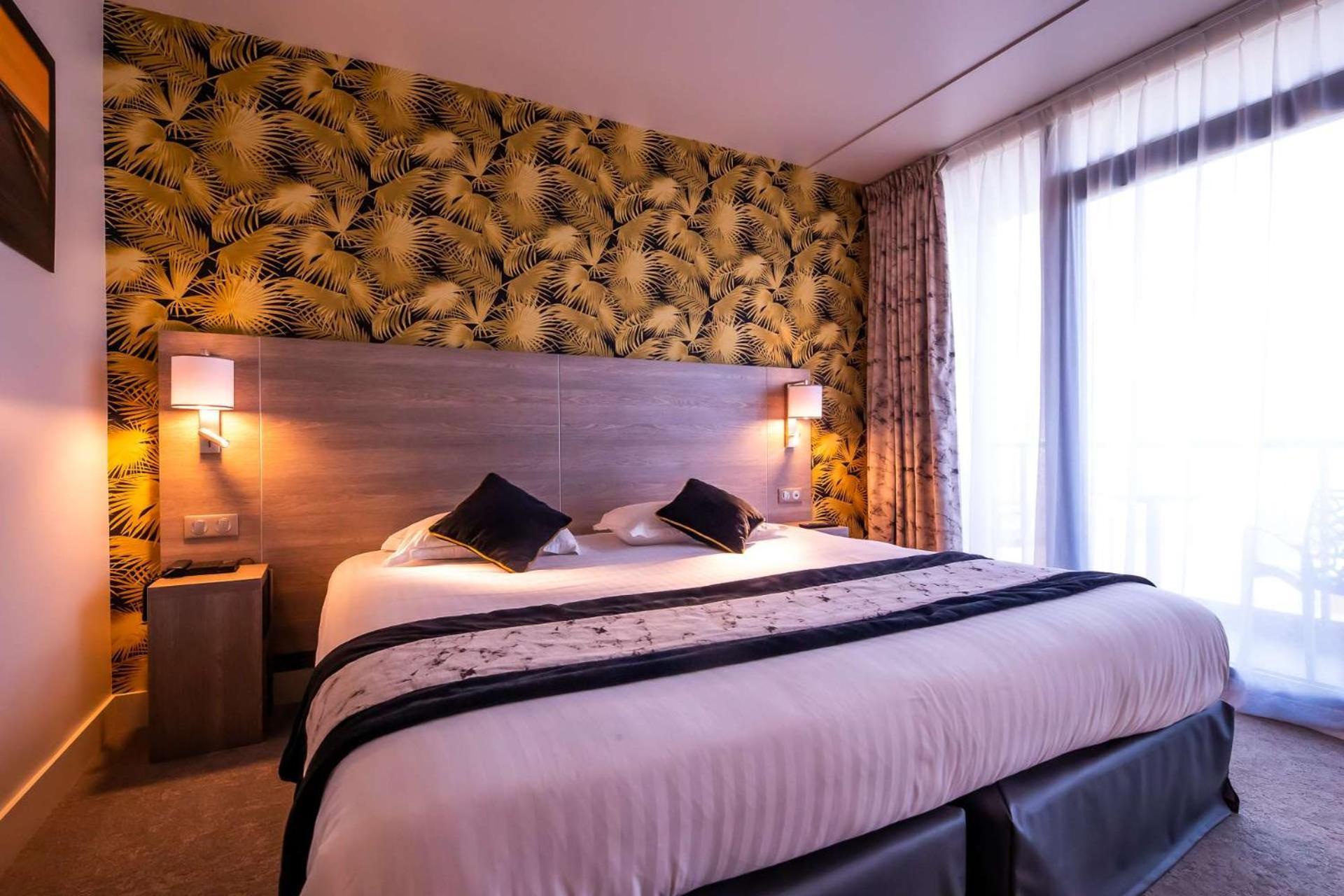 Brit Hotel Eden Spa Honfleur Exterior foto