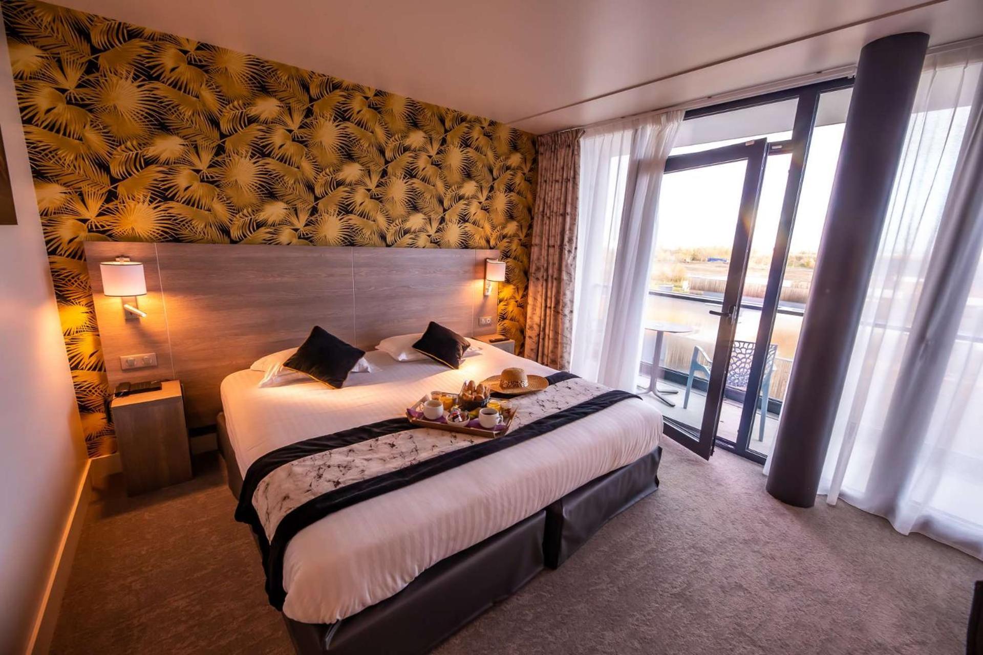 Brit Hotel Eden Spa Honfleur Exterior foto